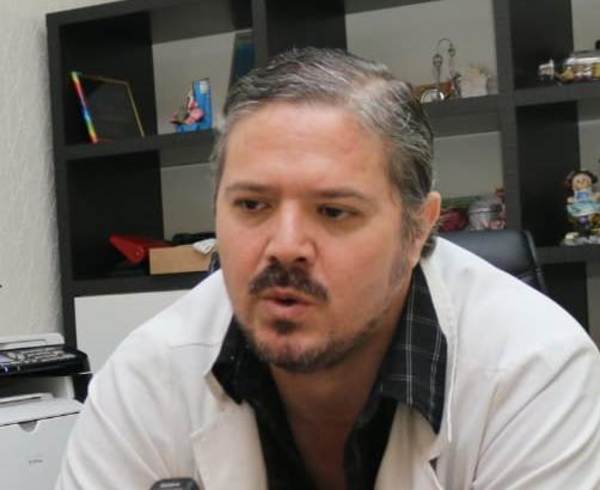 Fundación Tesãi advierte sobre los riesgos del cáncer de próstata - La Clave