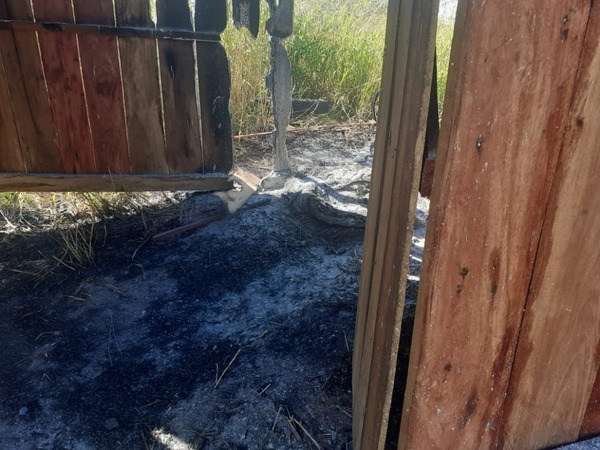 Concepción: Denuncian queman caseta en la entrada de una estancia | OnLivePy