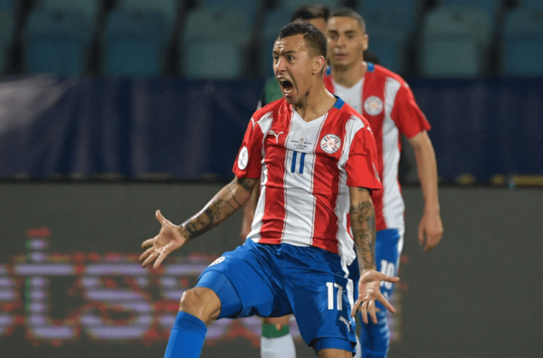 Paraguay debuta con victoria en la Copa América •