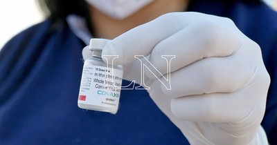 La Nación / Médico destaca deseo de vacunación anti-COVID entre población activa