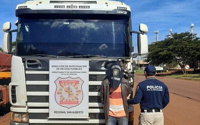 Con cédula falsa pretendía retirar granos de un silo