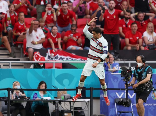 Con Cristiano Ronaldo como figura, Portugal golea a Hungría