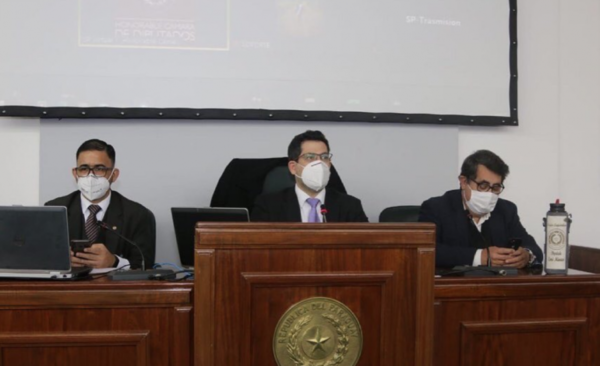 Diario HOY | Piden agilizar puesta en marcha de la ley Gasto Cero para pacientes con covid