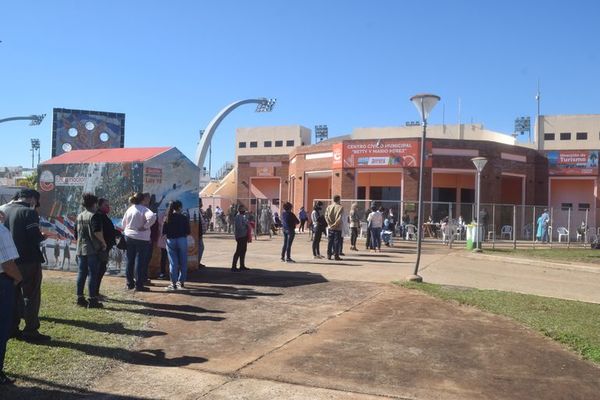 Suspenden vacunación en Obligado por falta de vacunas - Nacionales - ABC Color