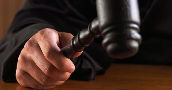 La Nación / Condenan a dos personas a 17 y 12 años de cárcel por homicidio doloso