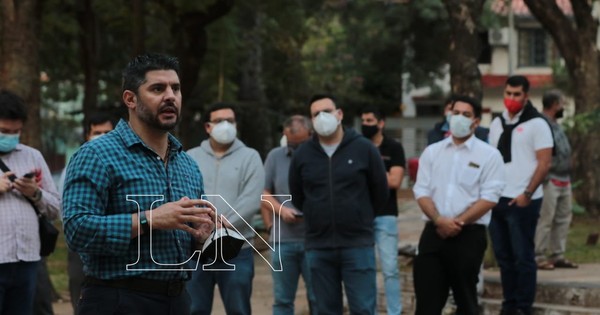 La Nación / “Nenecho” inauguró obras de mejoras en Cementerio del Este