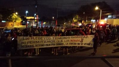 Se manifestaron contra Centurión