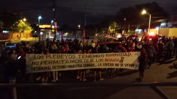 Se manifestaron contra Centurión