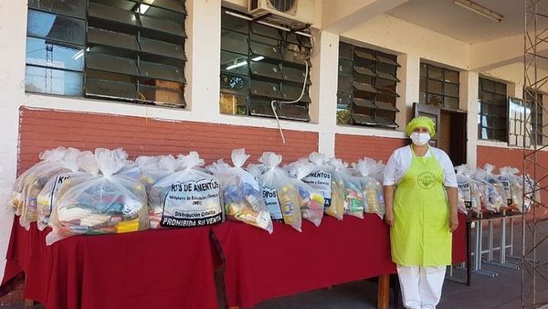 Llueven quejas contra MEC por alimentos