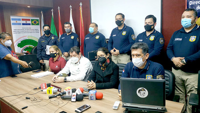 Desbaratan red de extorsionadores que operaba desde la cárcel de CDE - La Clave