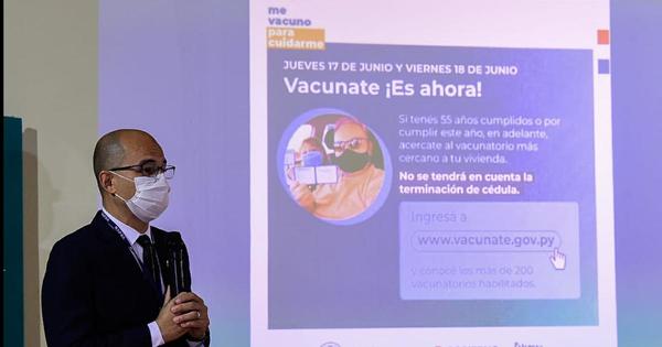 Vacunarán a mayores de 55 años sin tener en cuenta la terminación de cédula