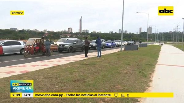 Escasa afluencia de personas en vacunatorio de la Costanera - Nacionales - ABC Color