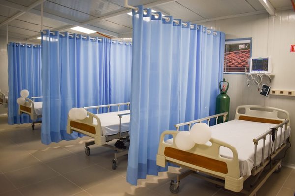 Hospital de Lambaré incorpora más camas para atender a pacientes con covid-19 | .::Agencia IP::.