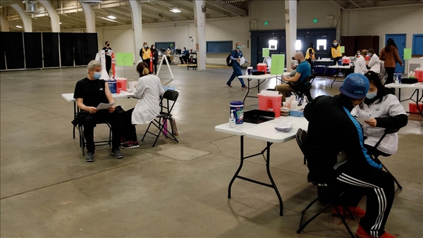Estados Unidos refuerza su campaña de vacunación con 200 millones de dosis de Moderna | .::Agencia IP::.
