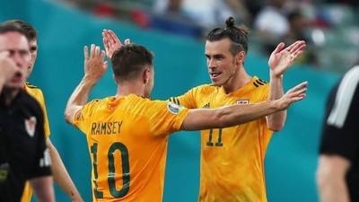 Gales sonríe ante Turquía y sigue soñando
