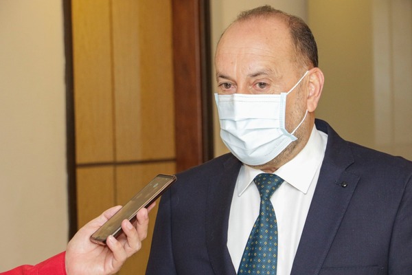 Óscar “Cachito” Salomón lograría el rekutú en el Senado - El Trueno