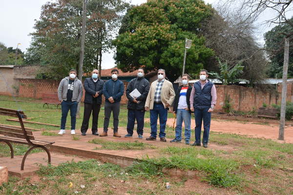En marcha el proyecto para la construcción de “Plaza Deportiva” en Caaguazú - Noticiero Paraguay