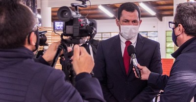 La Nación / Quintana dijo que ganará las internas en CDE con 20 mil votos a su favor