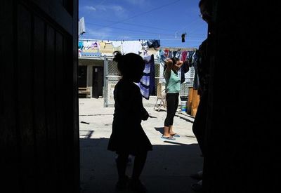 Migrantes intentan cruces ilegales hacia EE.UU. en coches particulares - Mundo - ABC Color