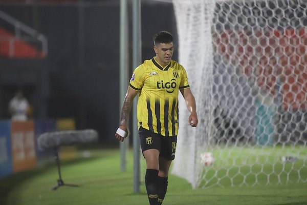 Crónica / ¿No va a Cerro?, F. Cedrés se sumó a los de Guaraní