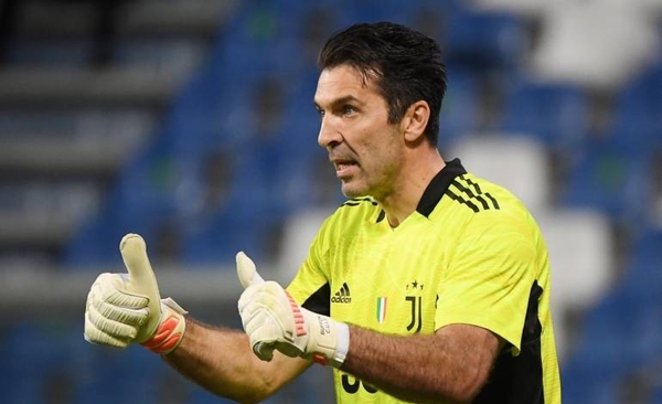 Diario HOY | Buffon formaliza su regreso al Parma