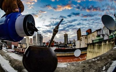 Meteorología anuncia descenso de temperatura y vientos del sur