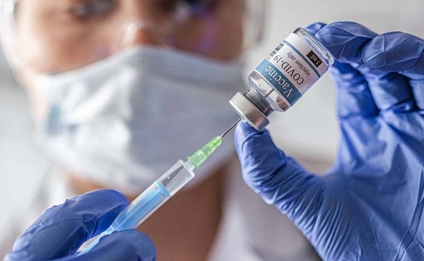 Cancillería firma nuevo contrato de un millón de vacunas con laboratorio de EE UU