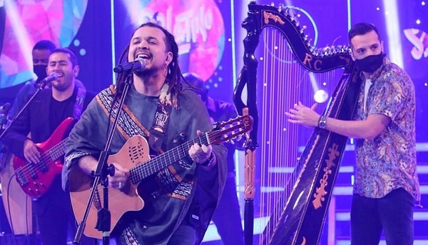 Dani Meza ante el estreno del nuevo tema de Tierra Adentro en el "Canta" - Teleshow