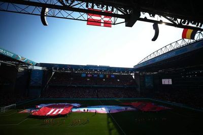 Los fotos del homenaje a Christian Eriksen en la Eurocopa - Fútbol Internacional - ABC Color