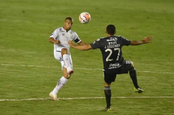 Olimpia sufre, pero rescata un punto valiosÃ­simo