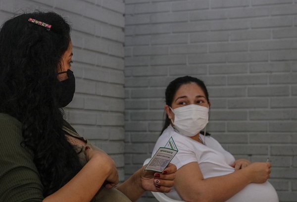 De 15 mil embarazadas registradas, 4 mil ya fueron inmunizadas