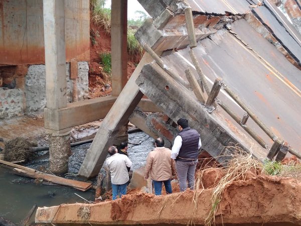 MOPC anuncia reconstrucción de puente en San Pedro