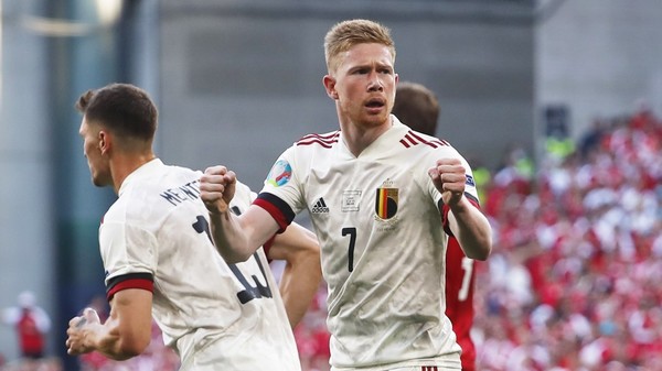 Resumen del partido Dinamarca 1-2 Bélgica
