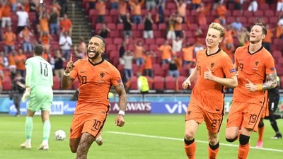 Países Bajos supera a Austria y clasifica