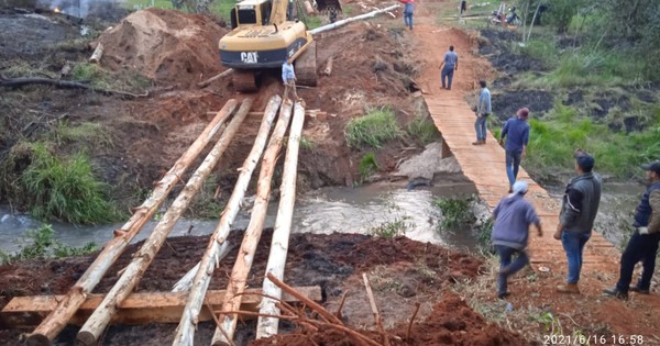 La Nación / Fiscalía emplaza al MOPC a presentar documento sobre puente caído en Tacuatí