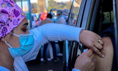 Personas de 52 años en adelante podrán vacunarse desde el lunes