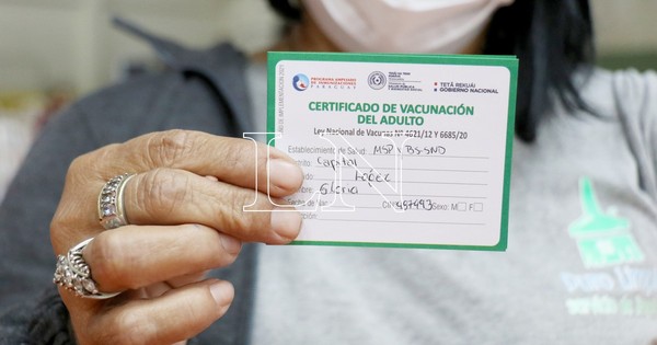 La Nación / Empleador no puede descontar a trabajadores por permiso de vacunación, reiteran