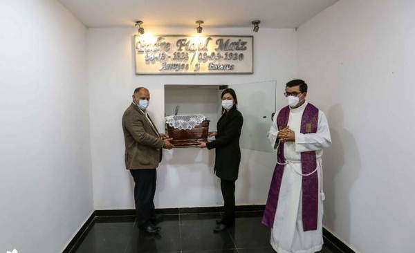 Diario HOY | Cultura inaugura cripta de Fidel Maíz