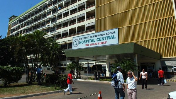 Asegurados de IPS denuncian falta de insumos básicos como algodón 