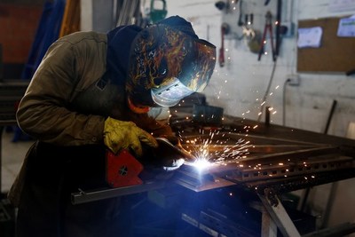 El Congreso colombiano aprueba una ley que reduce la semana laboral a 42 horas - MarketData
