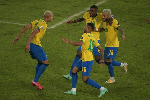 Brasil golea a Perú y se muestra imparable en la Copa | Noticias Paraguay