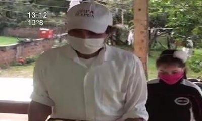 Papá ejemplar en Encarnación: Vende chipa y sale adelante - SNT