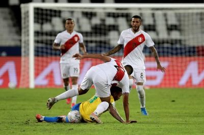 Perú comienza a preparar partido con Colombia marcado por goleada de Brasil - Fútbol Internacional - ABC Color