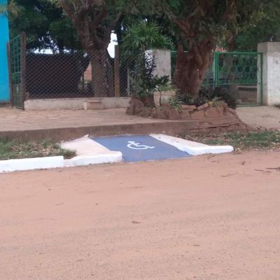 Tobatí: Rampas para personas con discapacidad que son una burla - Nacionales - ABC Color