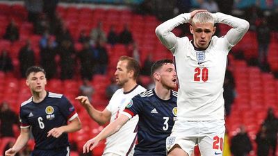 Inglaterra y Escocia empatan a orgullo en la Eurocopa