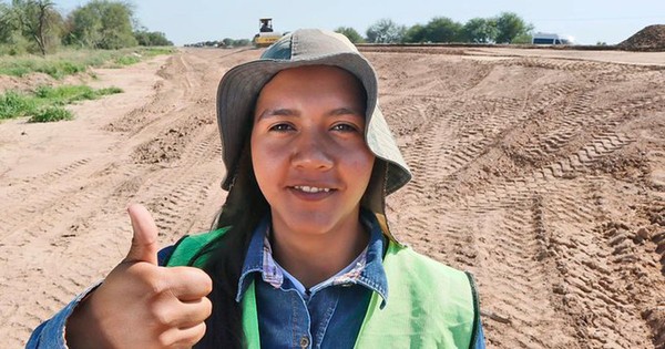 La Nación / Una mujer es capataz de obra por primera vez en la historia rutera del país