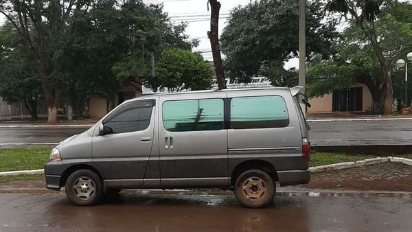 Prestó su vehículo para que lleven a hospital a abuela enferma