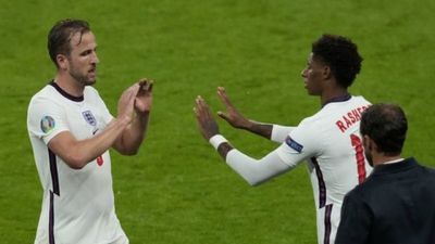Inglaterra queda a las puertas de octavos