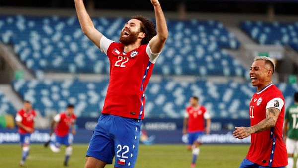 Chile vence a Bolivia con gol inglés y se afianza en Grupo A