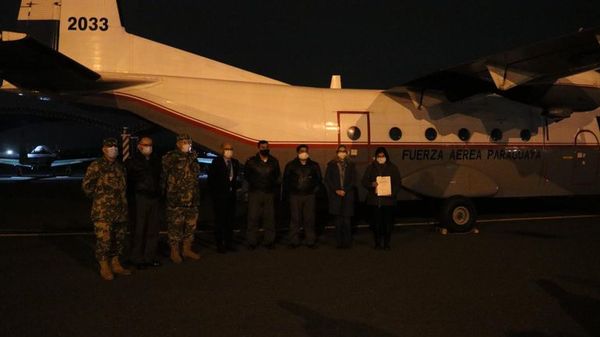 Llegan a Paraguay las 12.000 vacunas antiCOVID donadas por Uruguay - Nacionales - ABC Color